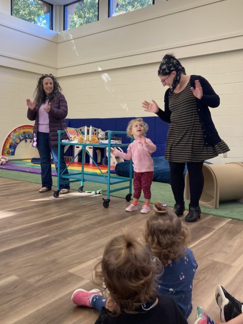 Singing songs about Sukkot